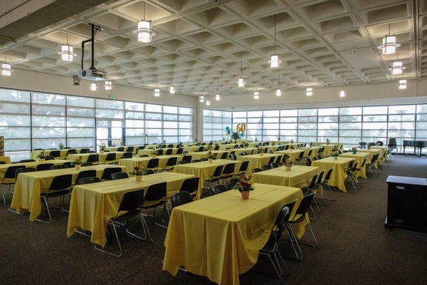 Newton/Seale Lounge - Event Style